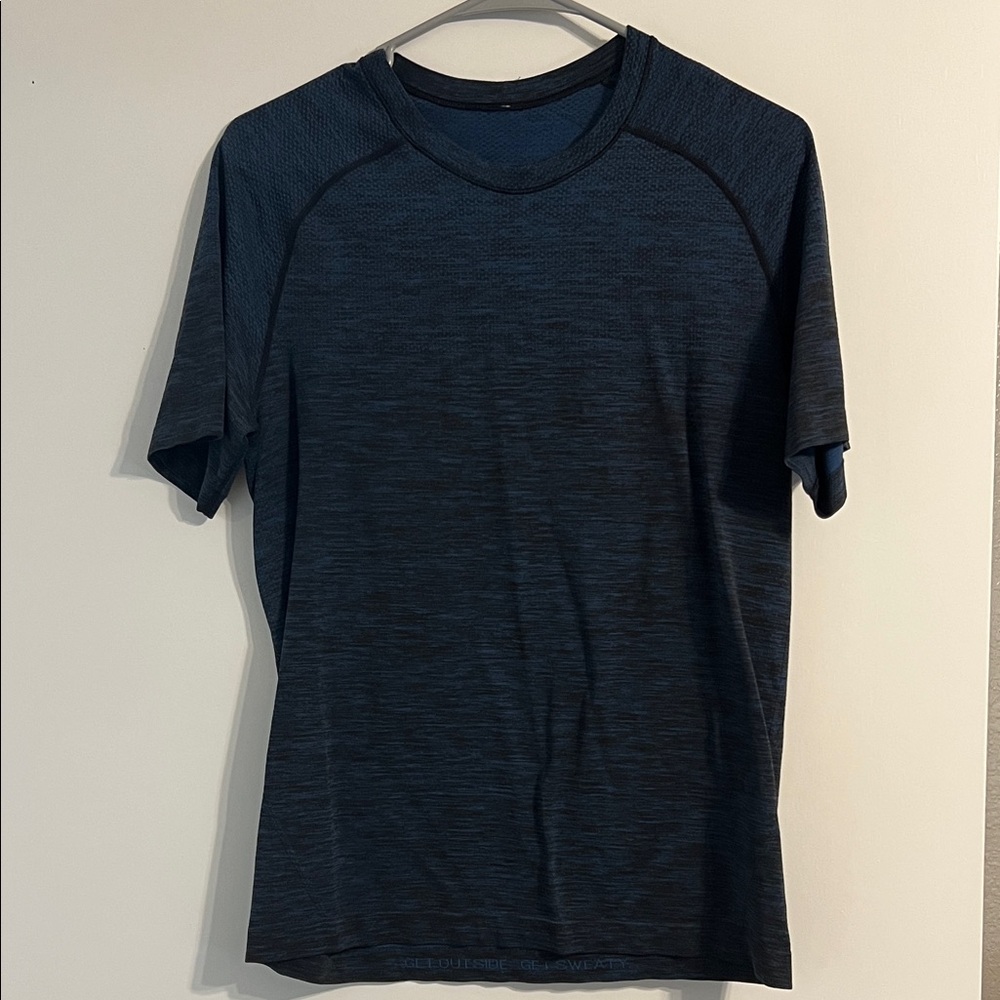 Lululemon Metal Vent Tech Short Sleeve - Size Small - Navy Blue